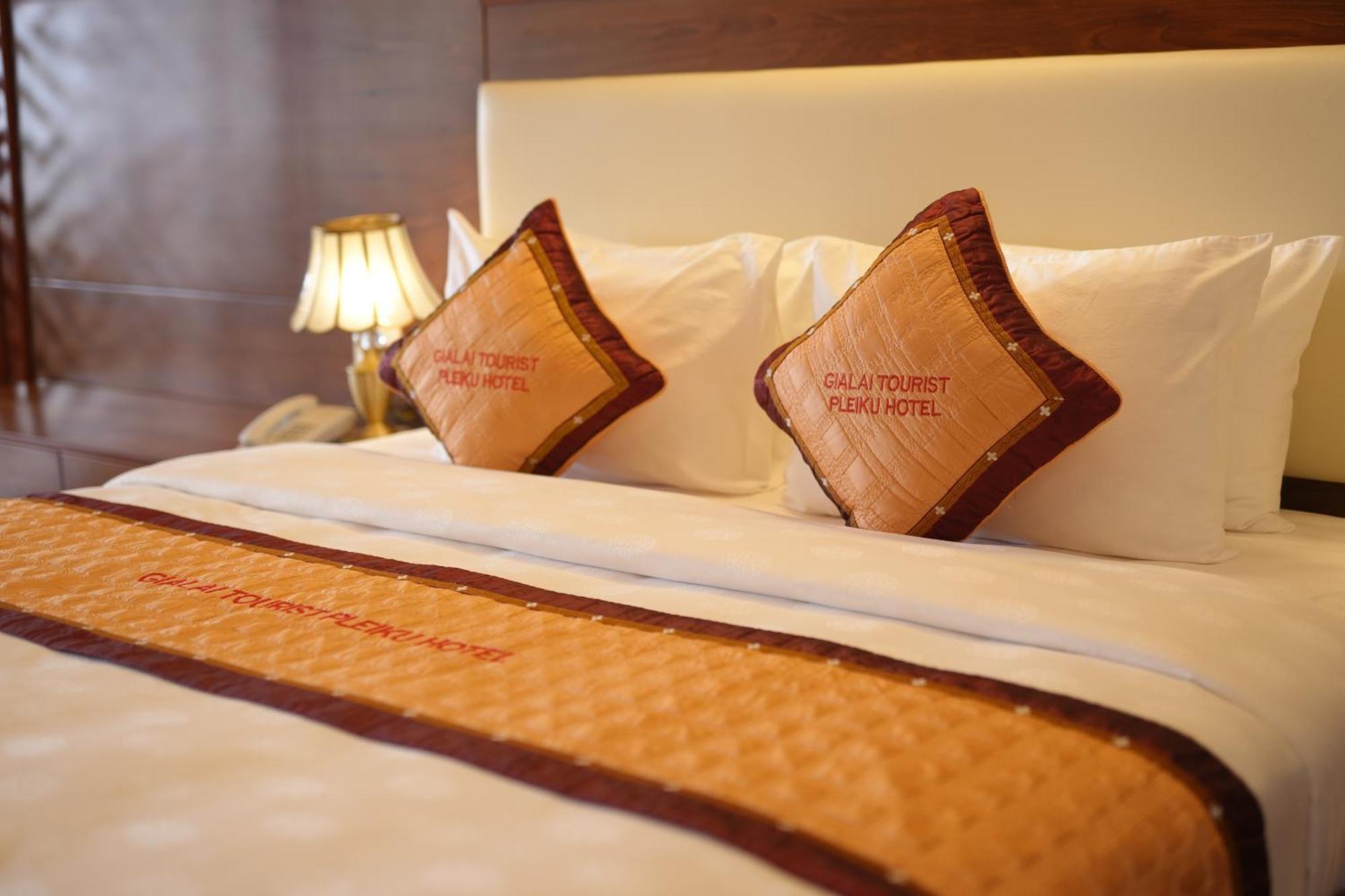 Pleiku Hotel By Gia Lai Tourist 外观 照片