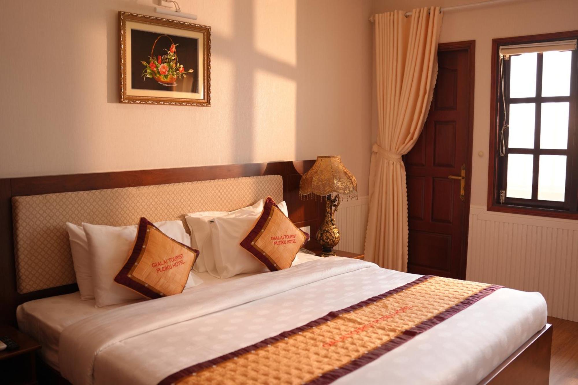 Pleiku Hotel By Gia Lai Tourist 外观 照片