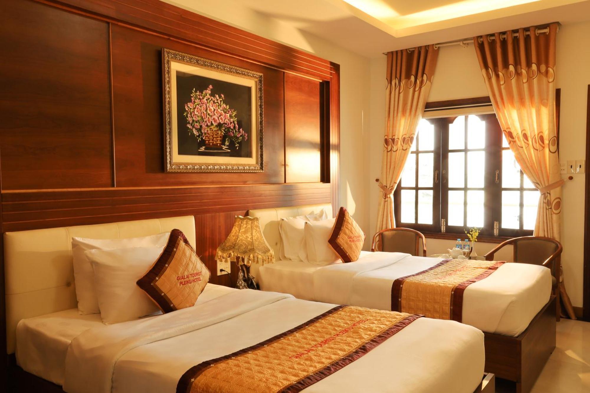 Pleiku Hotel By Gia Lai Tourist 外观 照片