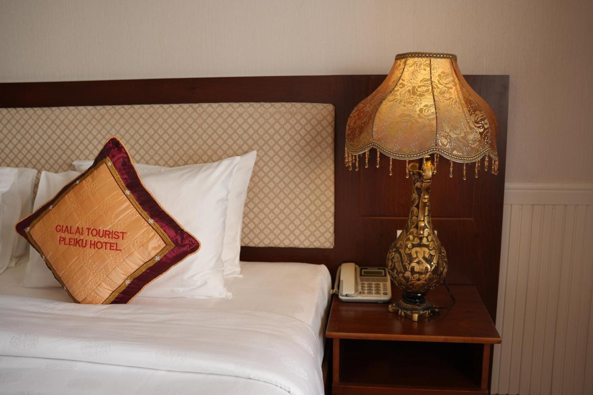Pleiku Hotel By Gia Lai Tourist 外观 照片