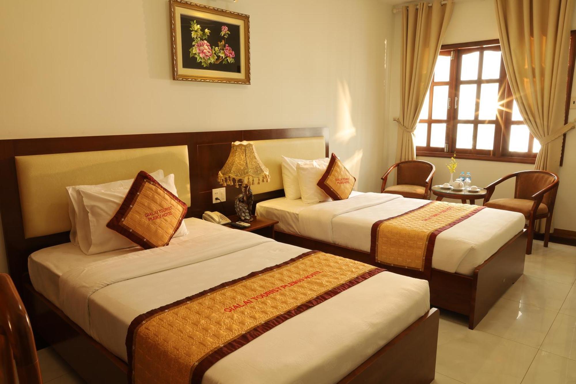 Pleiku Hotel By Gia Lai Tourist 外观 照片
