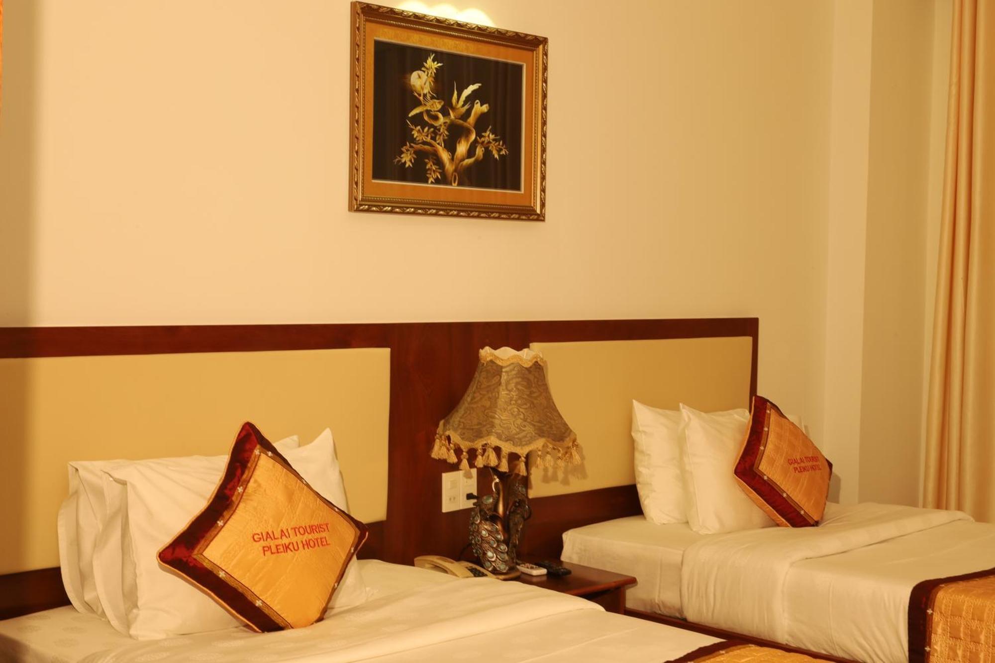 Pleiku Hotel By Gia Lai Tourist 外观 照片