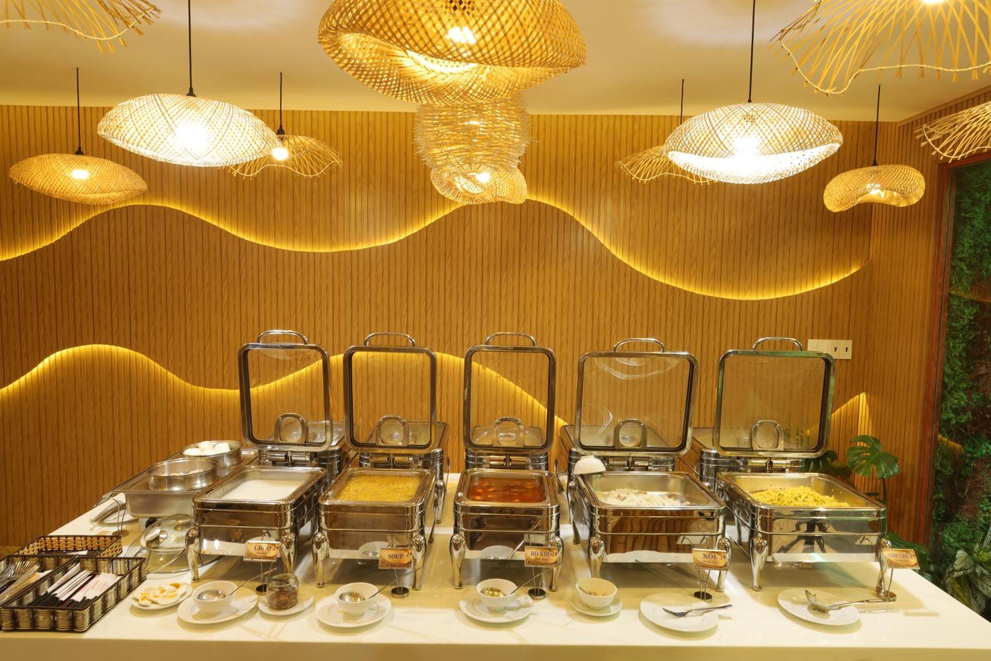 Pleiku Hotel By Gia Lai Tourist 外观 照片